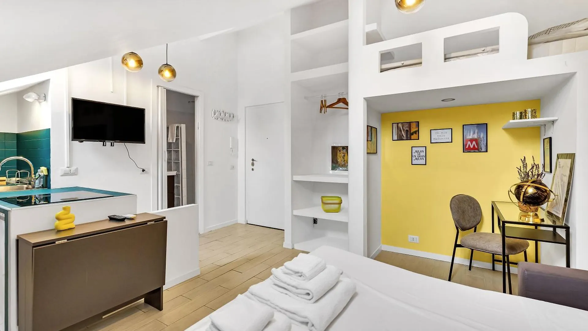 Duomo - Bright Gateway Downtown Apartment Milan